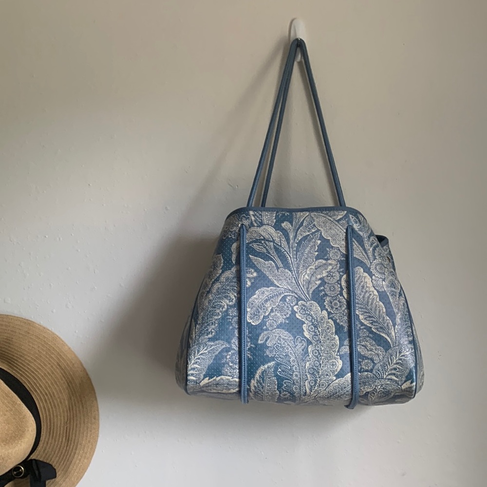 Anthropologie Wallpaper Tapestry Print Hazel Neoprene Tote